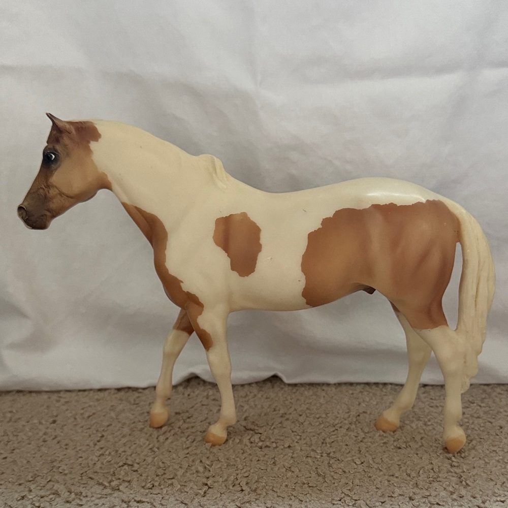 Breyer Paint Horse - Traditional Size